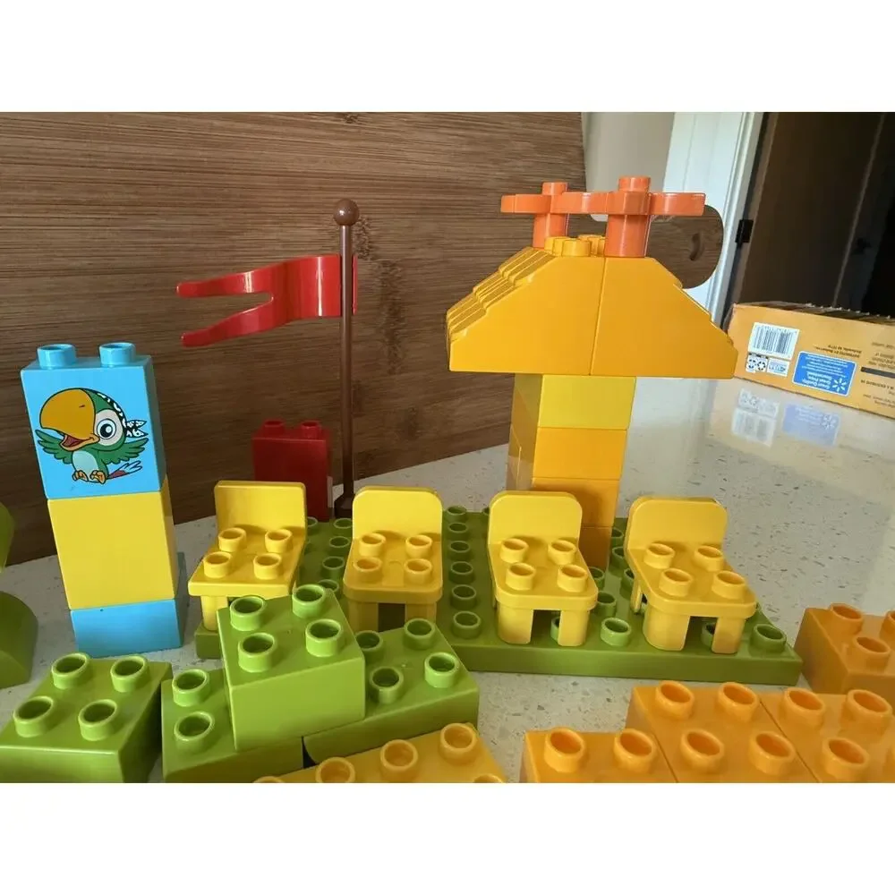 Lego Duplo Tiki Island‎ Pirate Scene Lot Of 85 Totem Boy Figure Sword - Picture 2 of 7